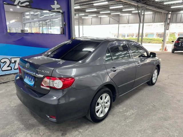 TOYOTA豐田 ALTIS  第4張相片
