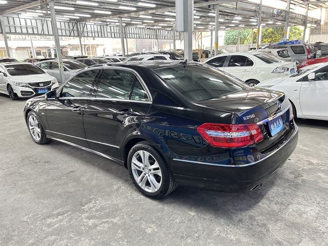M-BENZ賓士 E250  第4張相片