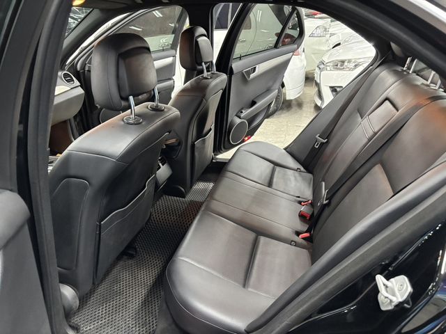 M-BENZ賓士 C250  第8張相片