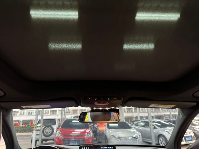 M-BENZ賓士 C300  第12張相片