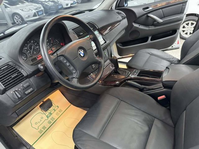 BMW寶馬 X5  第7張相片