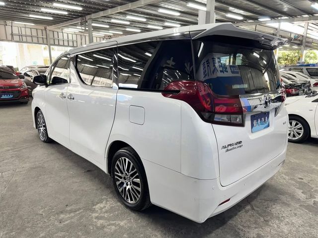 TOYOTA豐田 ALPHARD  第4張相片