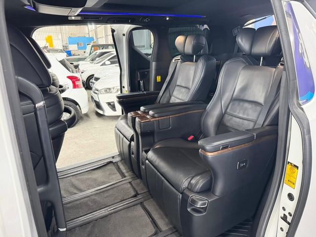 TOYOTA豐田 ALPHARD  第8張相片