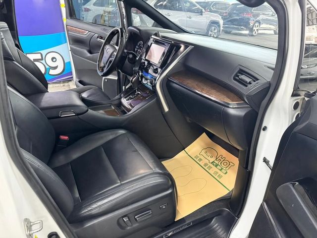 TOYOTA豐田 ALPHARD  第12張相片