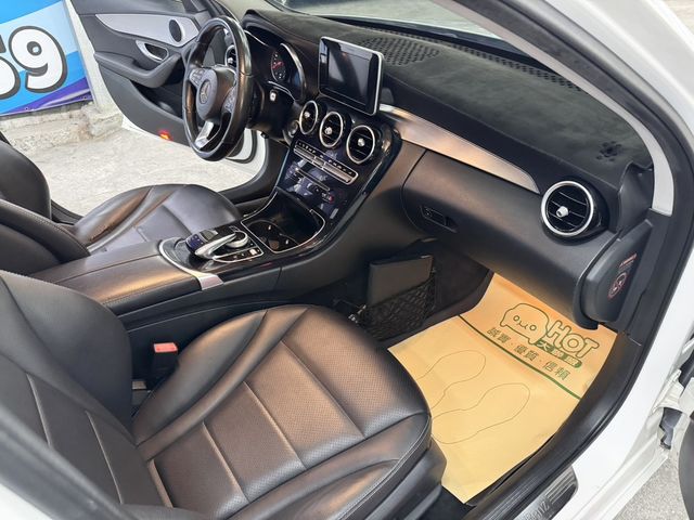 M-BENZ賓士 C180  第5張相片
