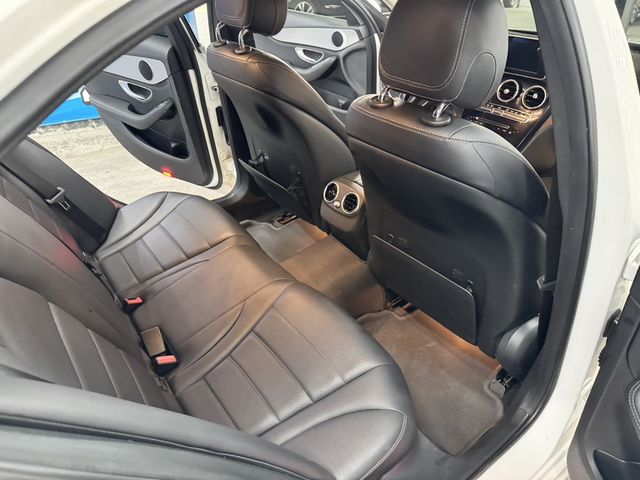M-BENZ賓士 C180  第8張相片