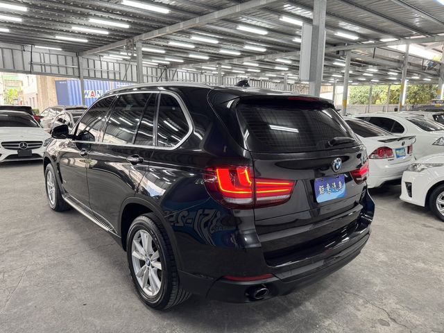 BMW寶馬 X5 XDRIVE25D  第5張相片