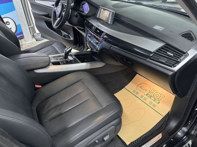 BMW寶馬 X5 XDRIVE25D  第7張相片