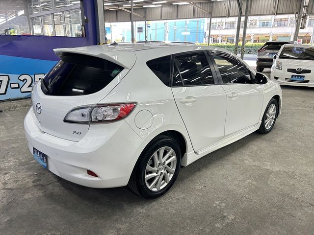 MAZDA馬自達 MAZDA 3  第5張相片