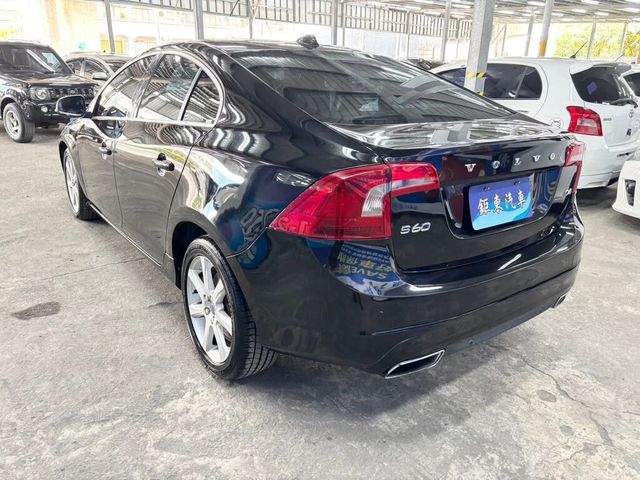 VOLVO富豪 S60  第5張相片