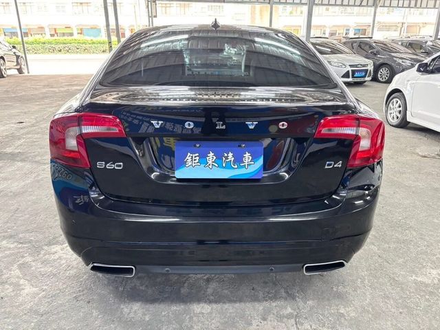 VOLVO富豪 S60  第6張相片