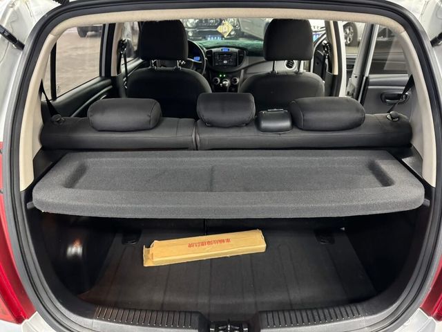HYUNDAI現代 I10  第11張相片