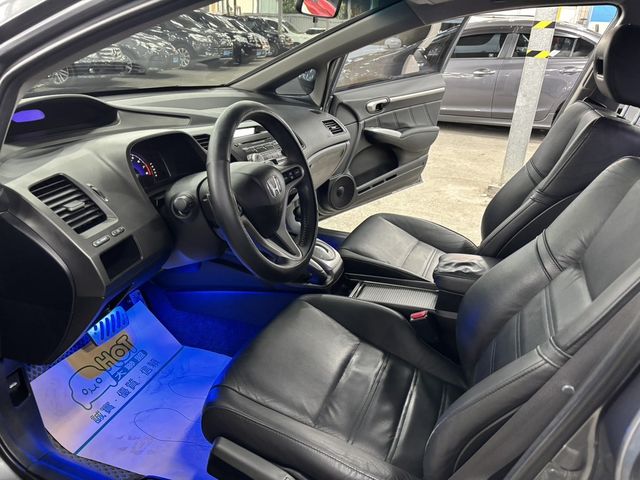HONDA本田 CIVIC  第7張相片