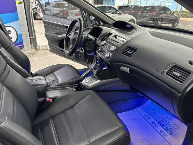 HONDA本田 CIVIC  第12張相片