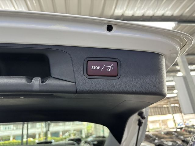 M-BENZ賓士 GLC220D  第14張相片
