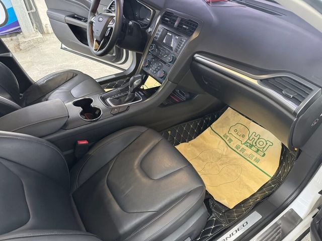 FORD福特 MONDEO  第8張相片