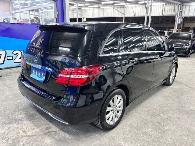M-BENZ賓士 B180  第5張相片