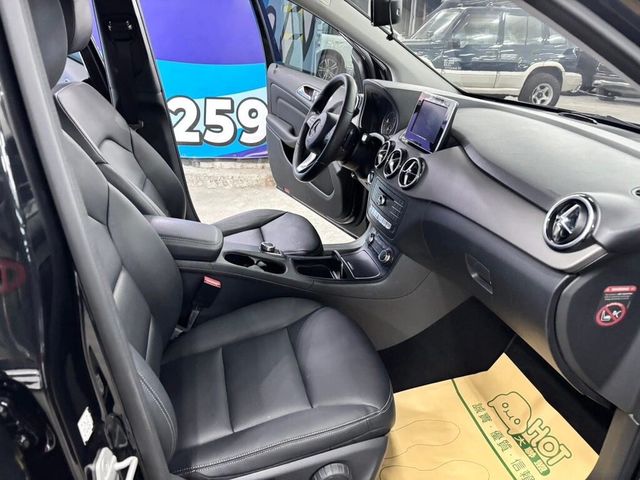 M-BENZ賓士 B180  第10張相片