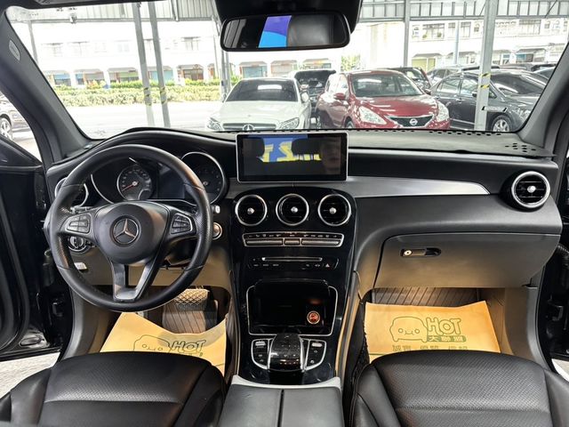 M-BENZ賓士 GLC300  第10張相片
