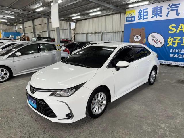 TOYOTA豐田 ALTIS  第1張相片