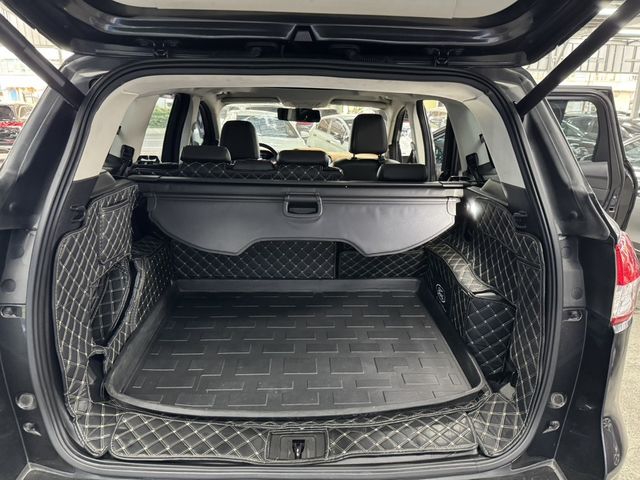 FORD福特 KUGA  第11張相片