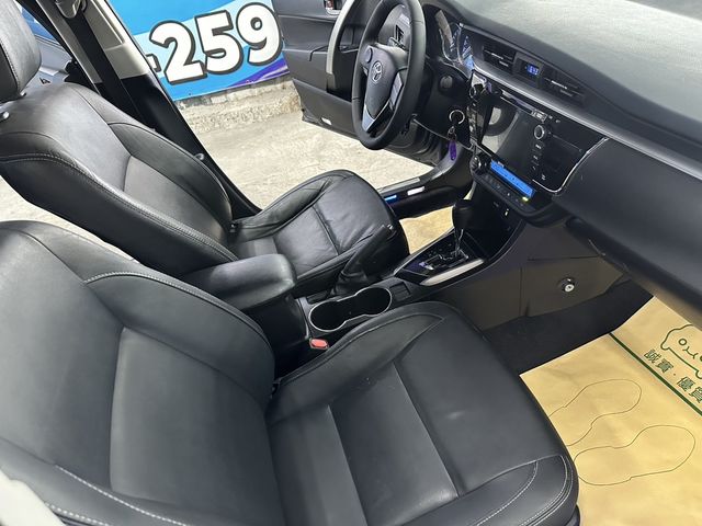 TOYOTA豐田 ALTIS  第10張相片