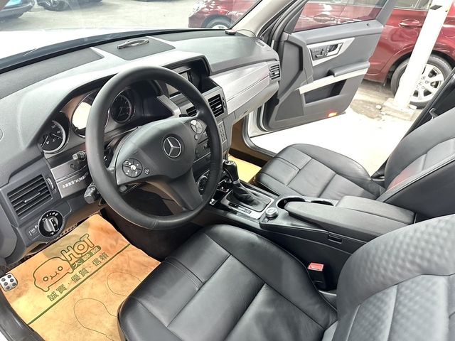 M-BENZ賓士 GLK300  第7張相片