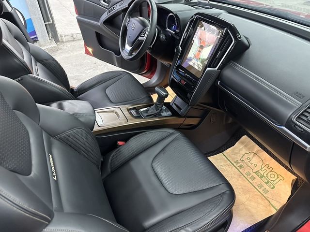 LUXGEN納智捷 U6 GT  第8張相片