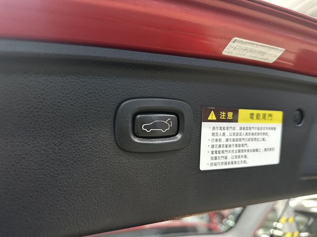 LUXGEN納智捷 U6 GT  第12張相片