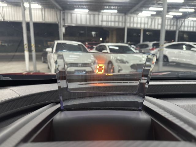 LUXGEN納智捷 U6 GT  第17張相片