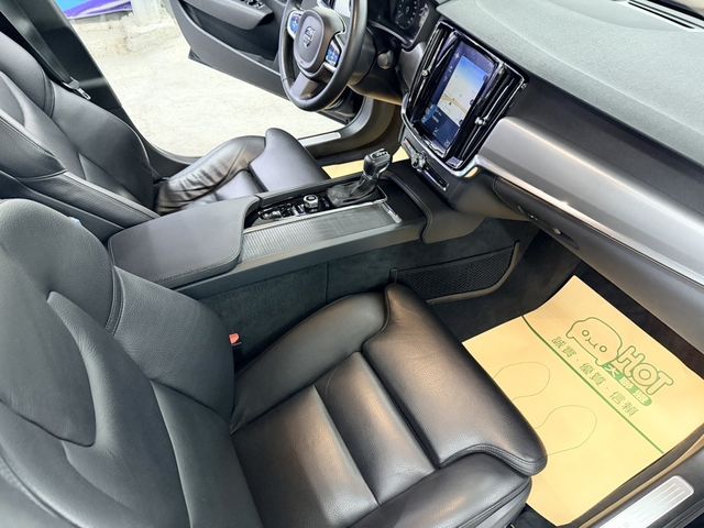 VOLVO富豪 S90  第8張相片