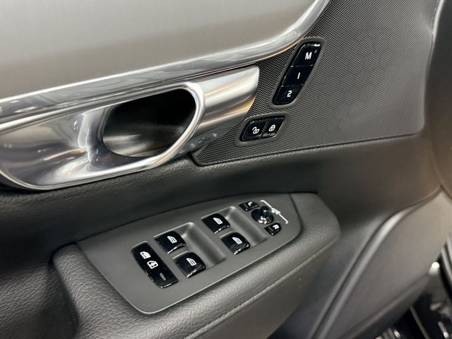 VOLVO富豪 S90  第11張相片