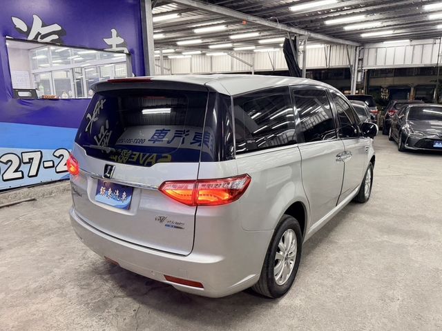 LUXGEN納智捷 M7 TURBO  第4張相片