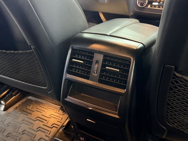 M-BENZ賓士 ML350  第13張相片