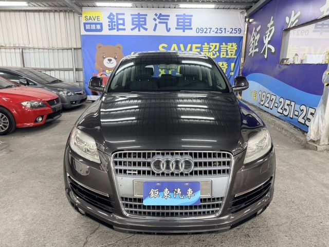 AUDI奧迪 Q7  第2張相片