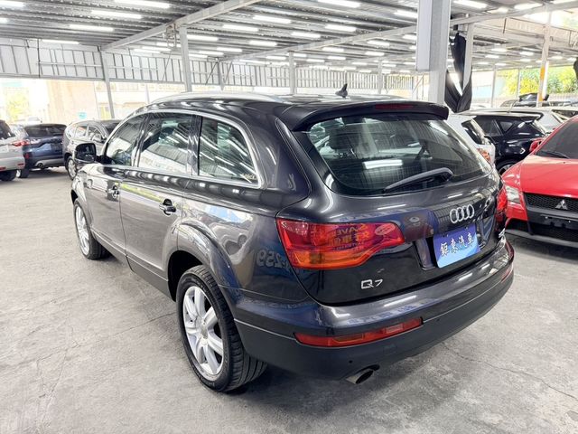 AUDI奧迪 Q7  第5張相片
