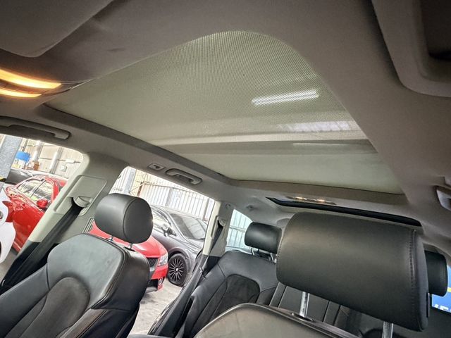 AUDI奧迪 Q7  第13張相片