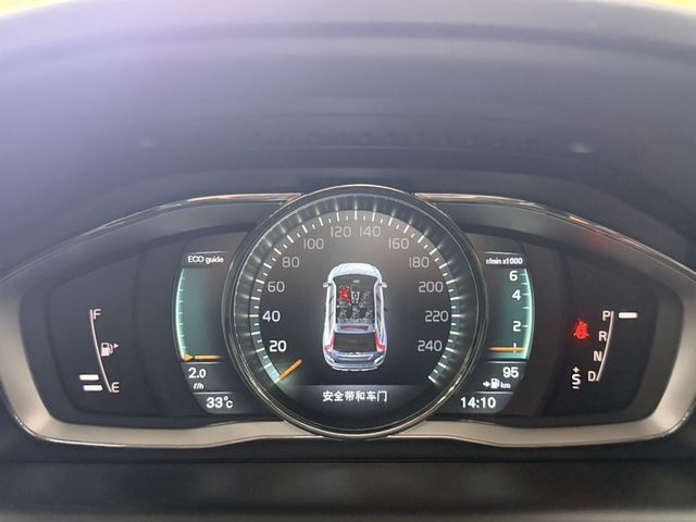 VOLVO富豪 XC60  第14張相片