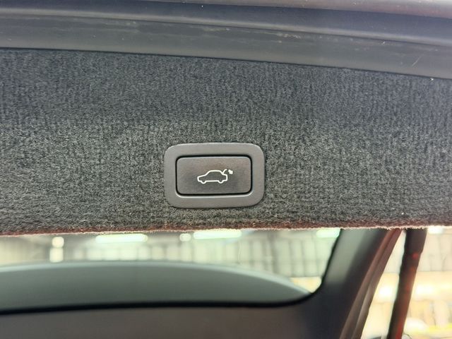 VOLVO富豪 XC60  第15張相片