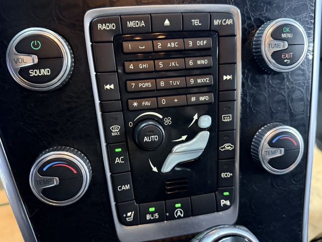 VOLVO富豪 XC60  第16張相片