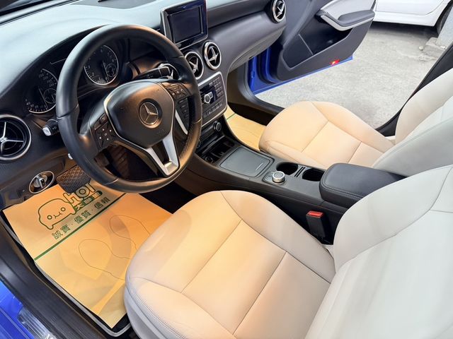 M-BENZ賓士 A180  第8張相片
