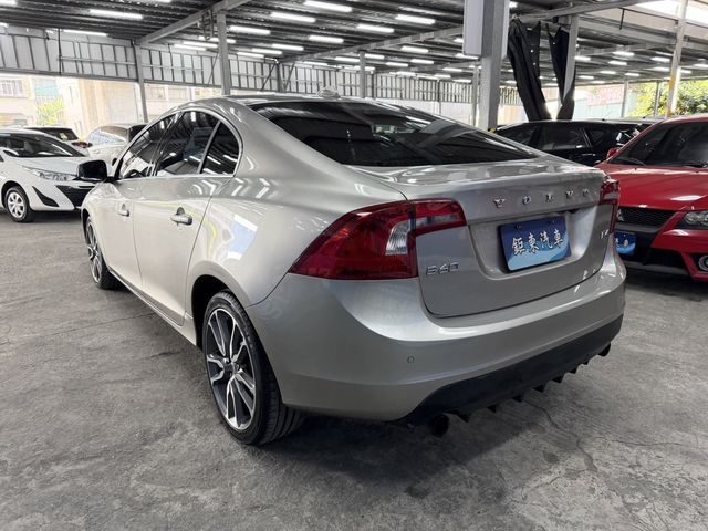 VOLVO富豪 S60  第5張相片