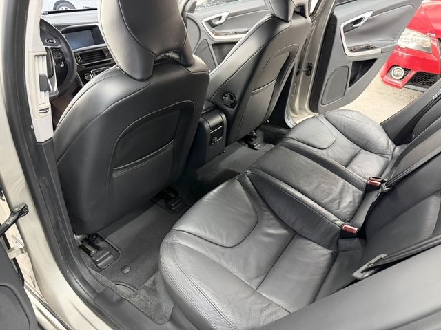 VOLVO富豪 S60  第9張相片