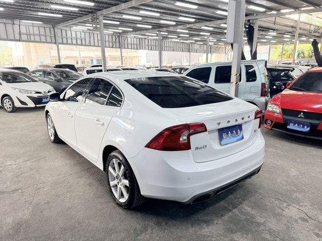 VOLVO富豪 S60  第5張相片