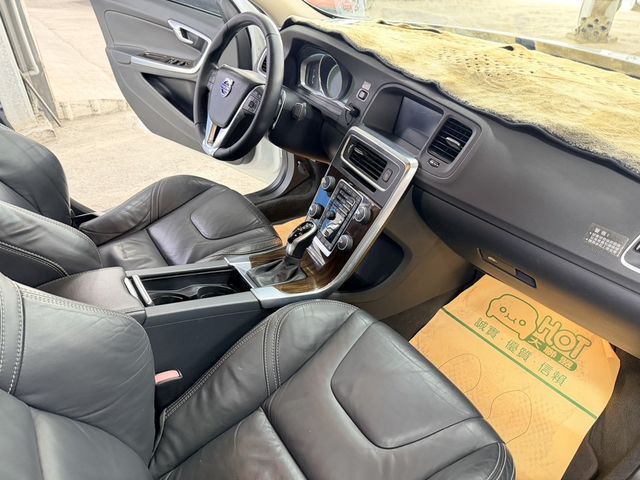VOLVO富豪 S60  第8張相片