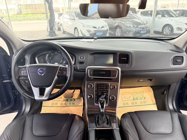 VOLVO富豪 V60  第7張相片
