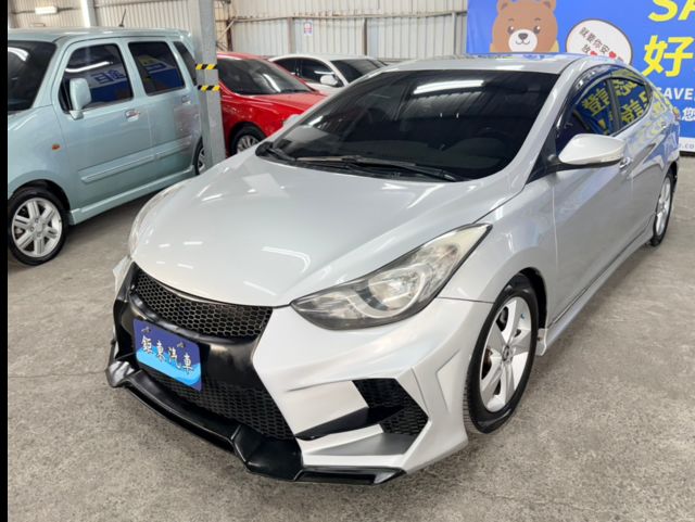 HYUNDAI現代 ELANTRA  第1張相片