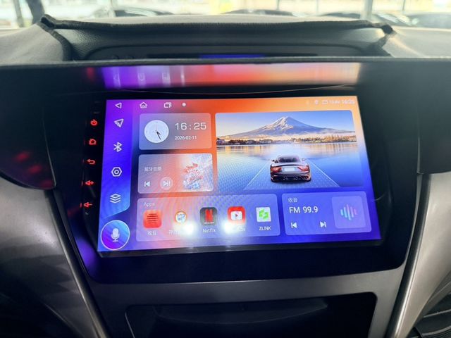 HYUNDAI現代 ELANTRA  第14張相片