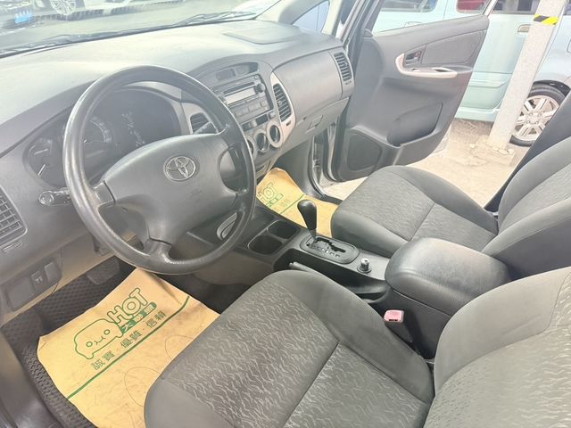 TOYOTA豐田 INNOVA  第8張相片