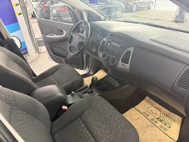 TOYOTA豐田 INNOVA  第9張相片